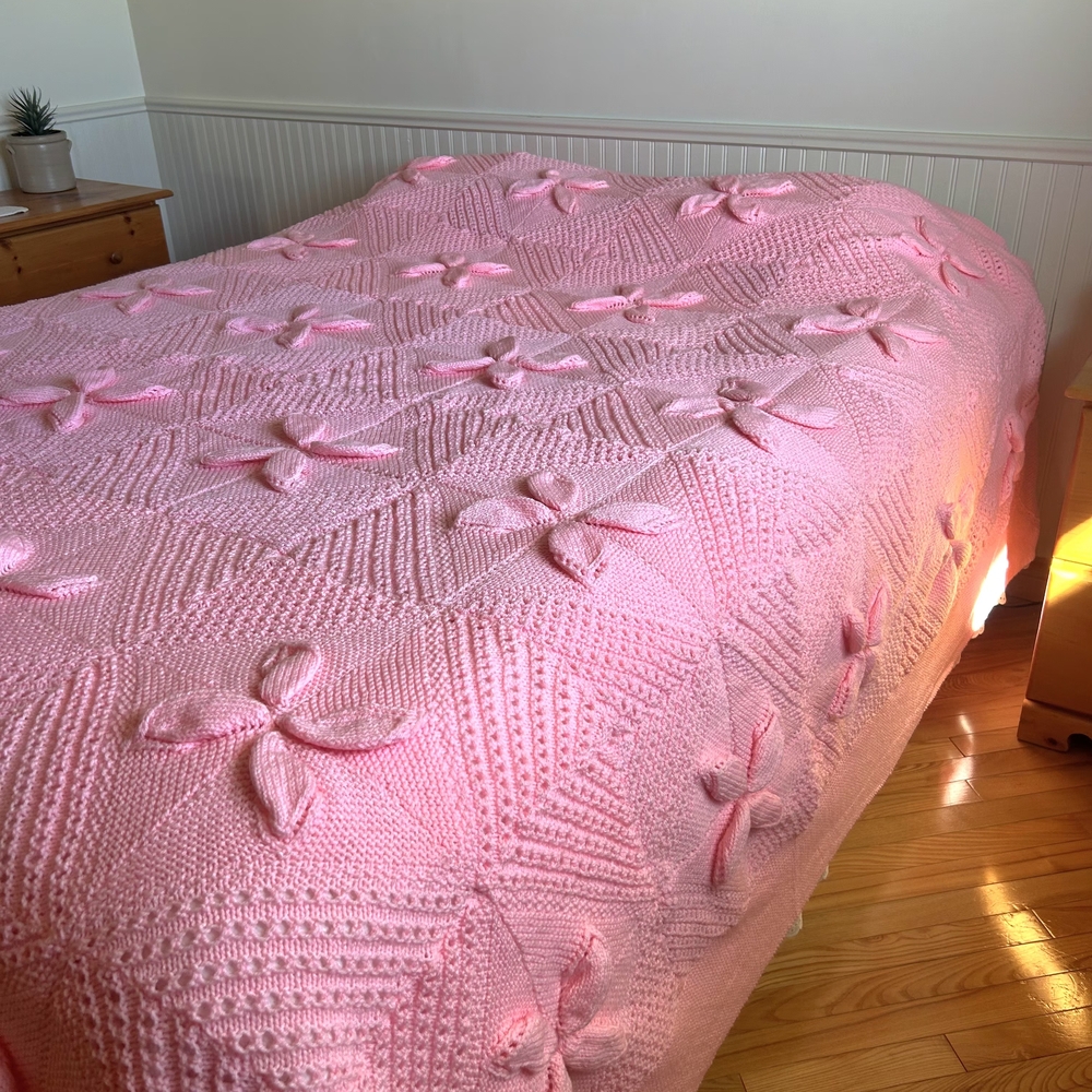 Vintage Handmade Pink Knit Quilt with Floral Design for Queen/King - Never Used